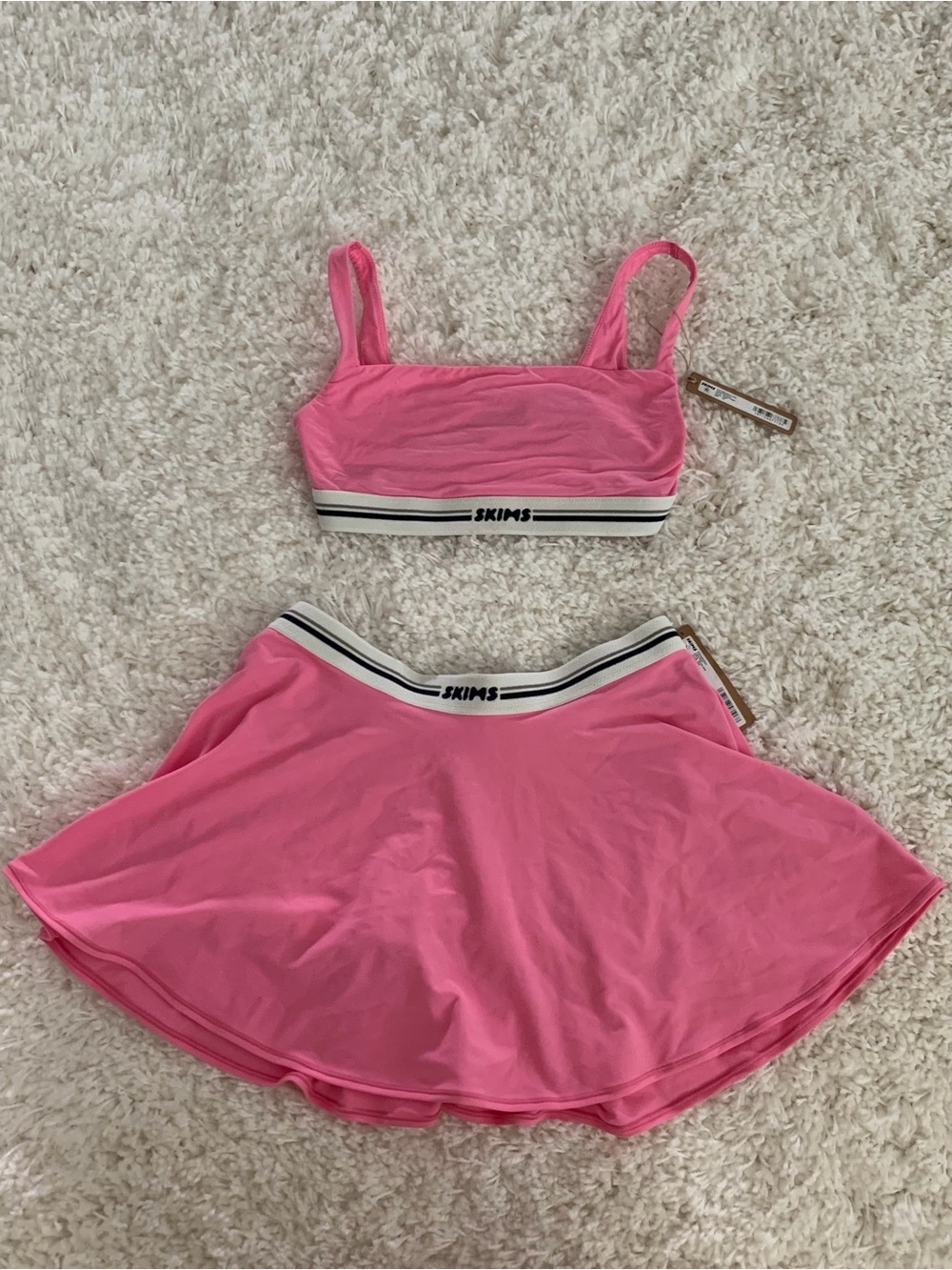 SKIMS Pink Scoop Bralette - Fits Everybody Logo